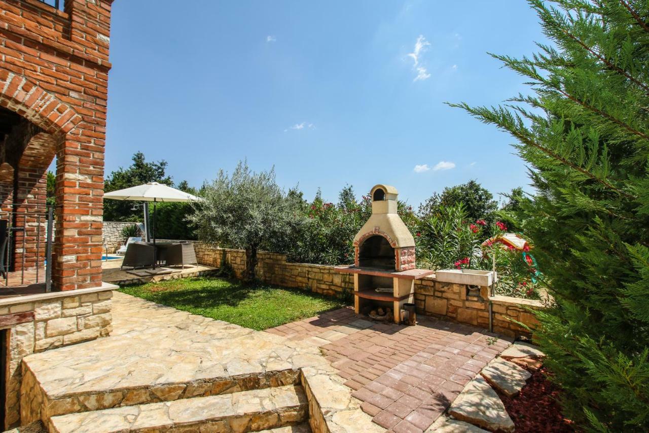 Villa Istriana Jakob With Pool Tar-Vabriga Dış mekan fotoğraf