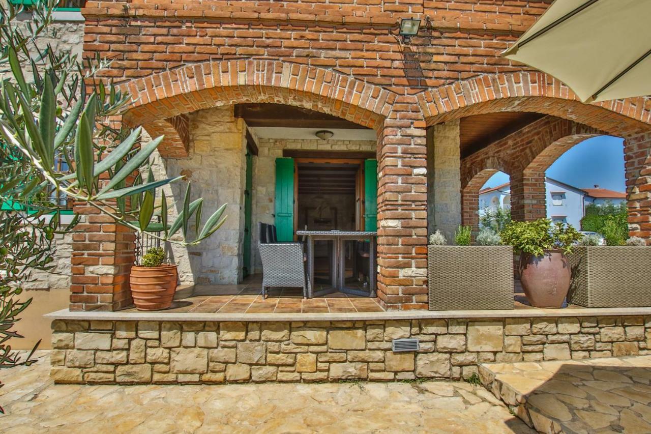 Villa Istriana Jakob With Pool Tar-Vabriga Dış mekan fotoğraf