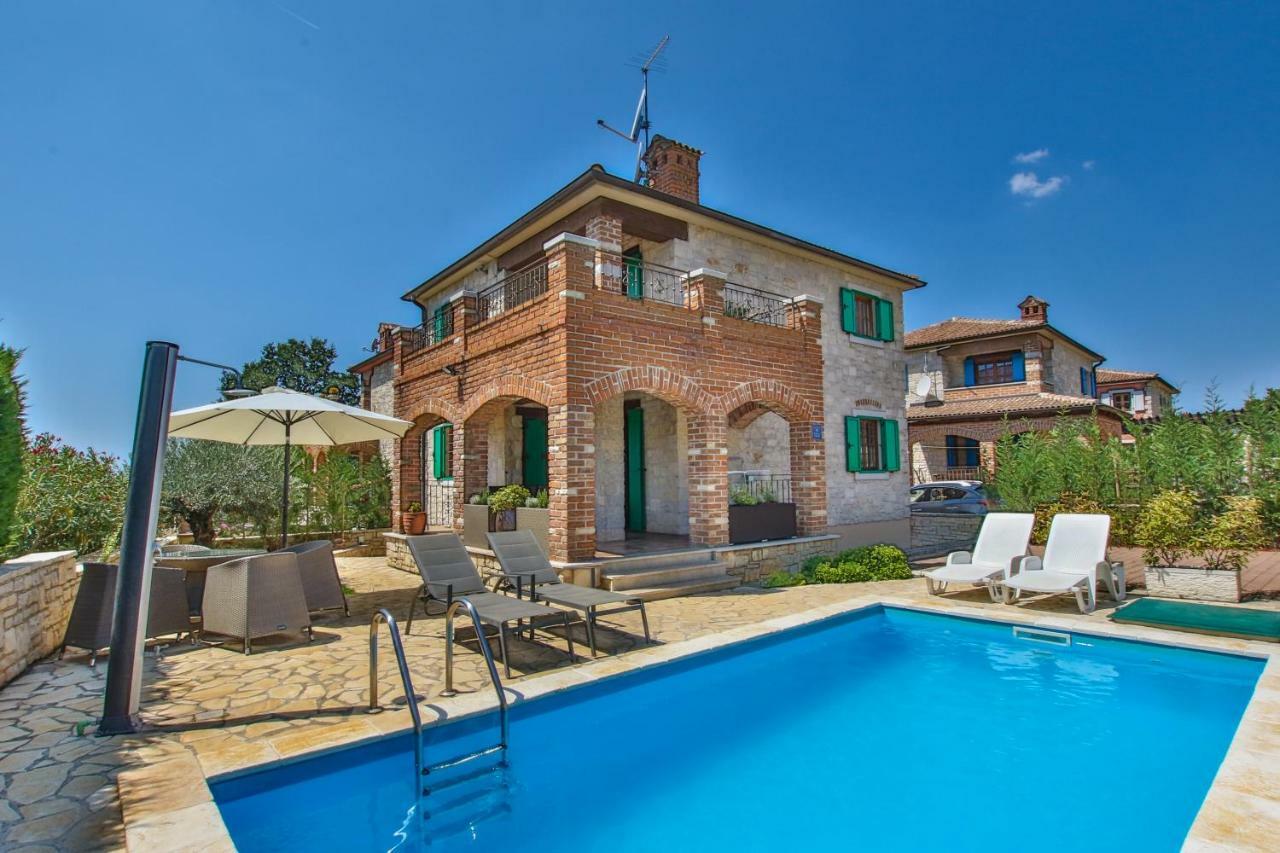 Villa Istriana Jakob With Pool Tar-Vabriga Dış mekan fotoğraf
